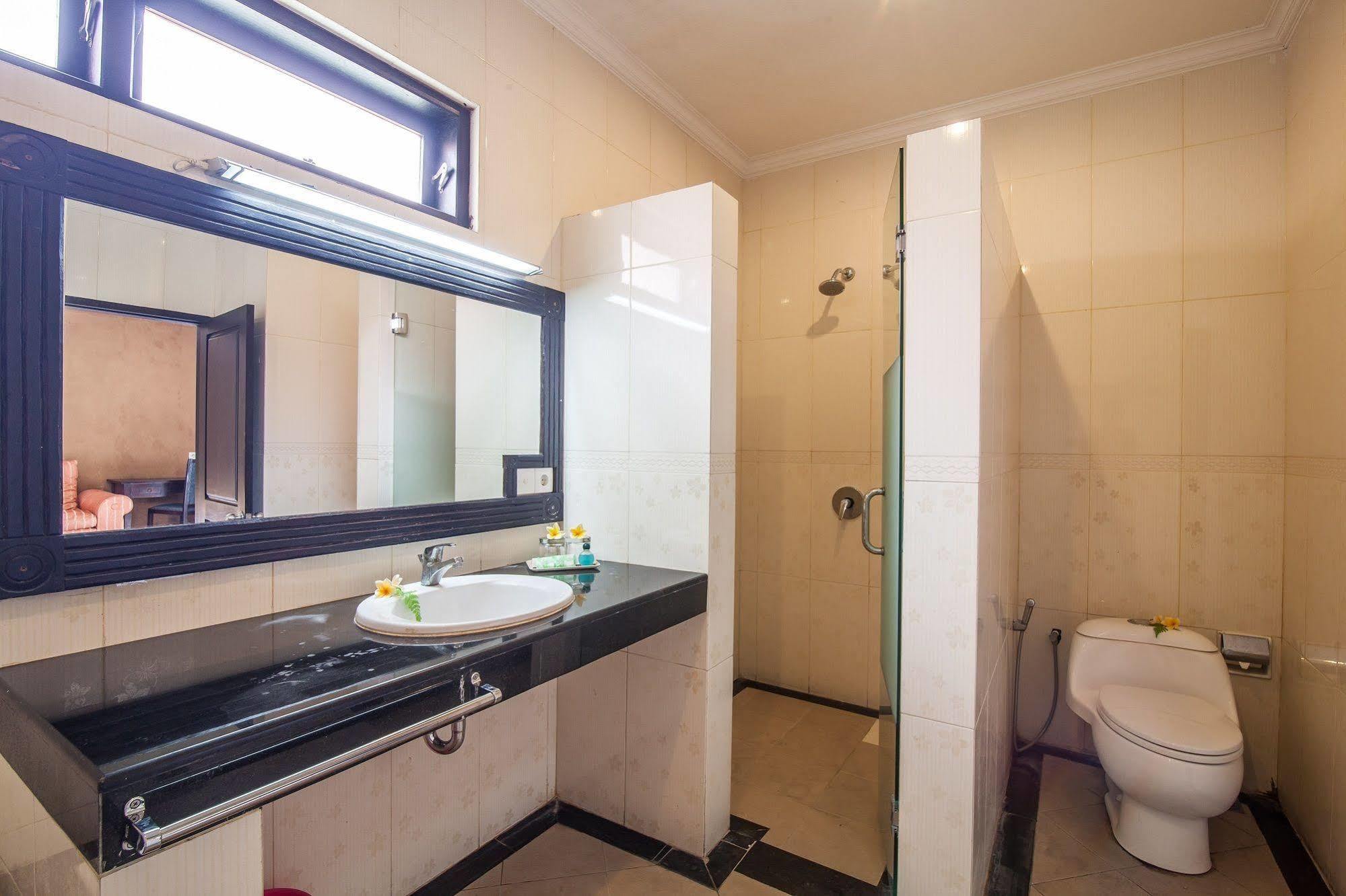 Puri Yuma Hotel デンパサール エクステリア 写真